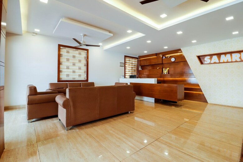 Hotel Oyo 28076 Samrudhi Residency