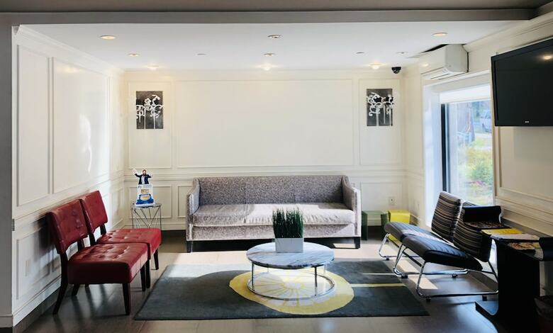 Hotel Ramada By Wyndham Staten Island