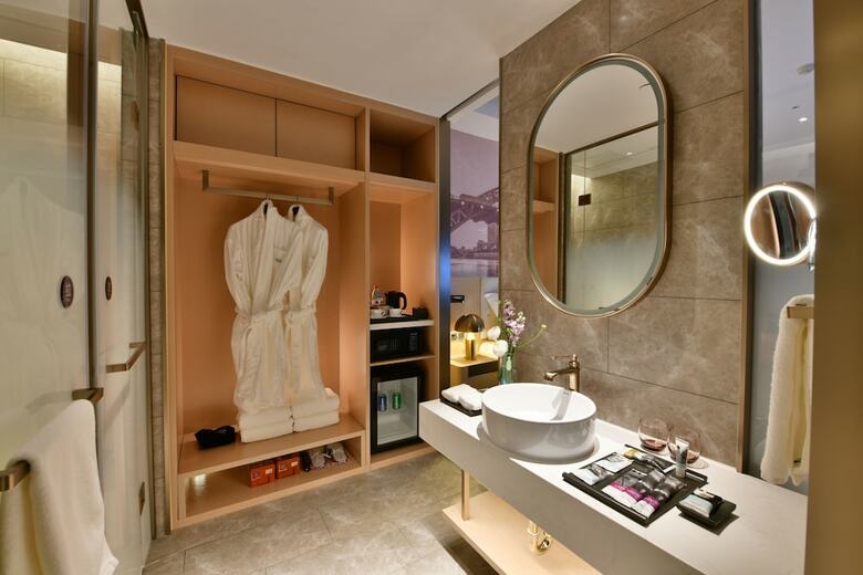 Hotel Mercure Yibin Port