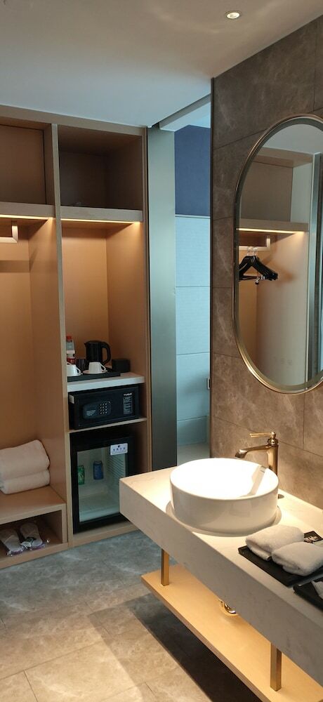 Hotel Mercure Yibin Port