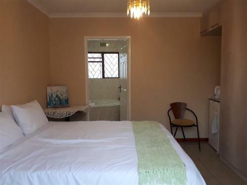 Booked Easy - Near Airport