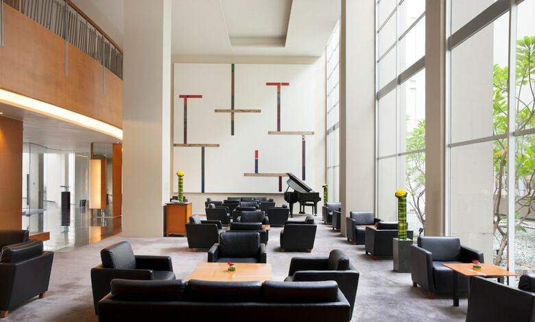 Hotel Sparks Luxe Jakarta