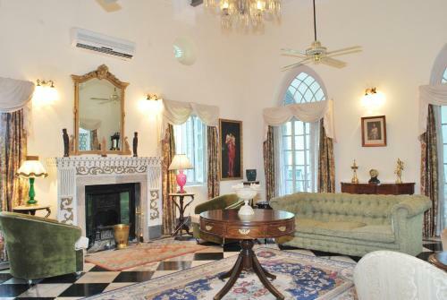 Hotel Thengal Manor
