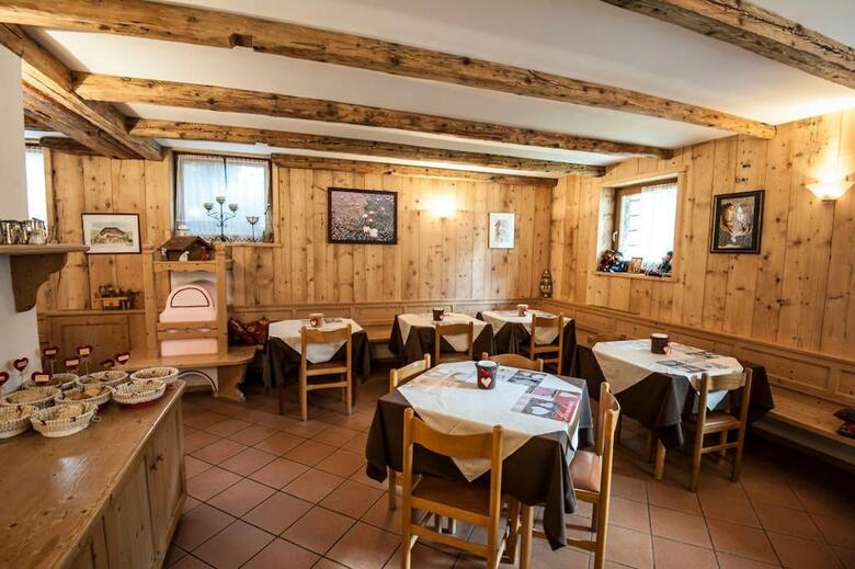Hotel Garni Col Da La Vila