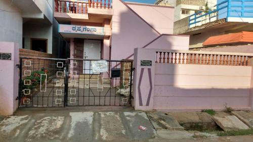 Krishna Ganga Cottage