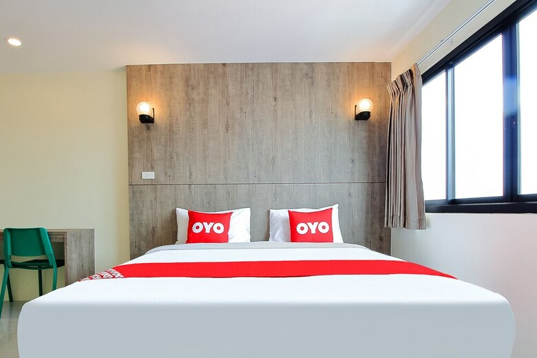 Hotel Oyo 243 The All Residence