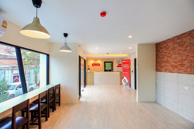 Hotel Oyo 243 The All Residence