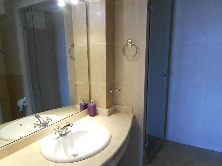 Spacious Apartment With Amazing Sea Views T24316