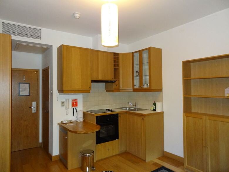Studios 2 Let Serviced Apartments - Cartwright Gardens