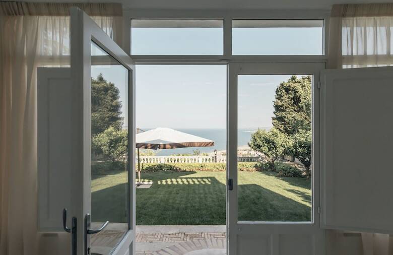 Secret Garden - Suites & Apartments