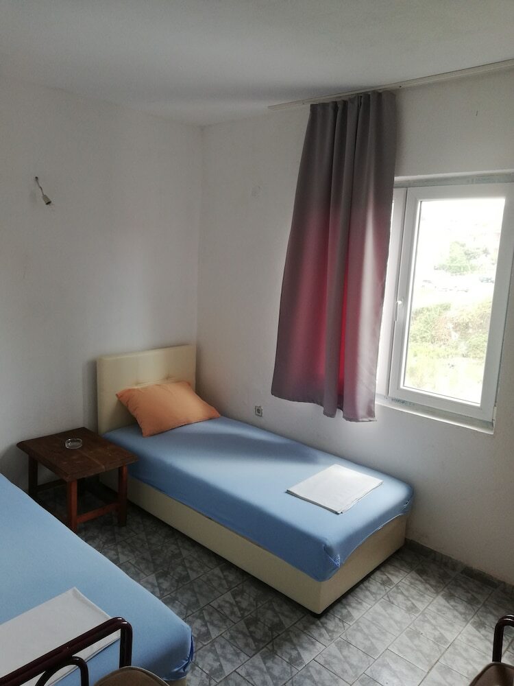 Hostal Apartmens & Rooms Sunset