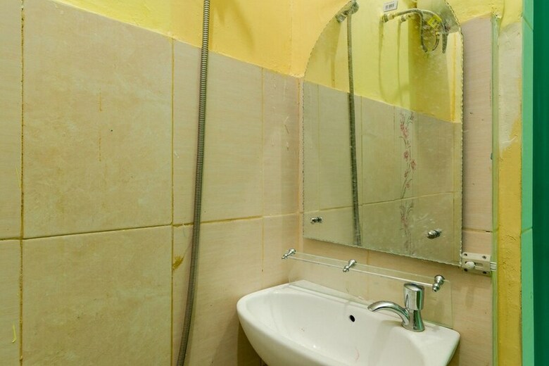 Hotel Reddoorz Near Umsu Medan