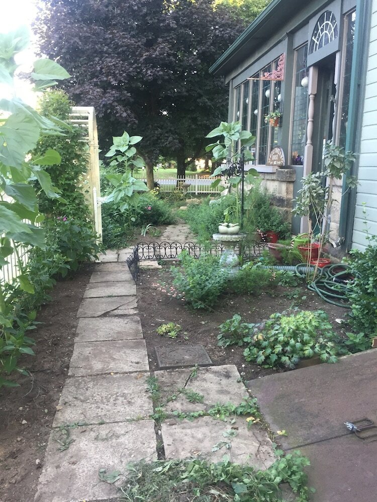 Bed & Breakfast 1873 Victorian Rose