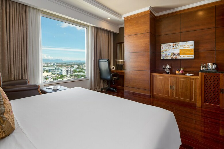 Hotel Hom - How Da Nang Airport
