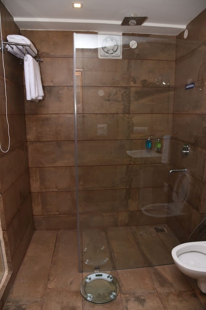 Hotel Kali Tibba Resort