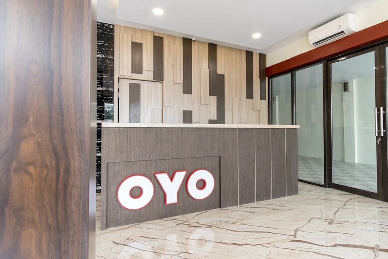 Oyo 727 Merlion Hotel