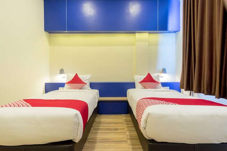 Oyo 727 Merlion Hotel