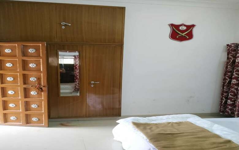 Hotel Hariyav Garh Resort