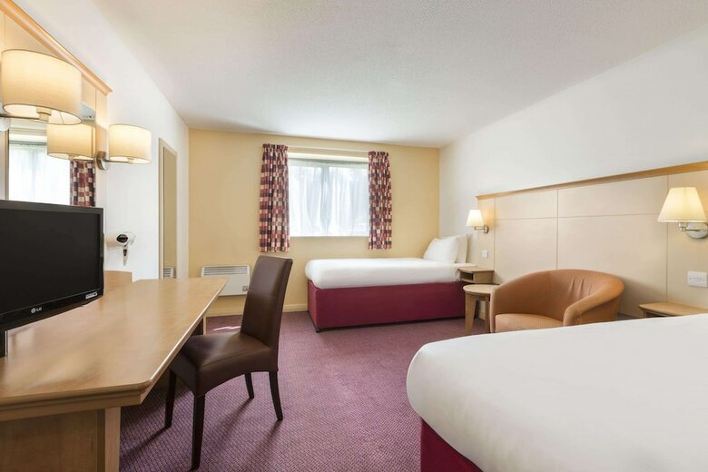 Hotel Days Inn By Wyndham Winchester M3