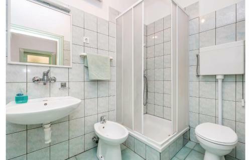 Two-bedroom Apartment In Zlobin