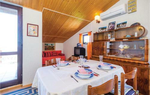 Two-bedroom Apartment In Sv.juraj