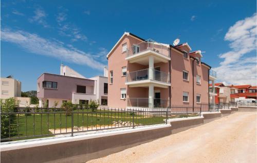 One-bedroom Apartment In Tribunj