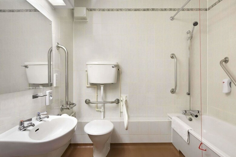 Hotel Days Inn By Wyndham Taunton