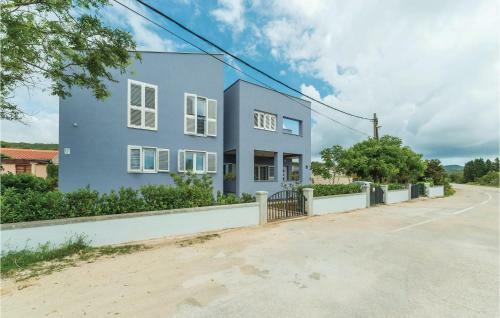 Two-bedroom Apartment In Verunic