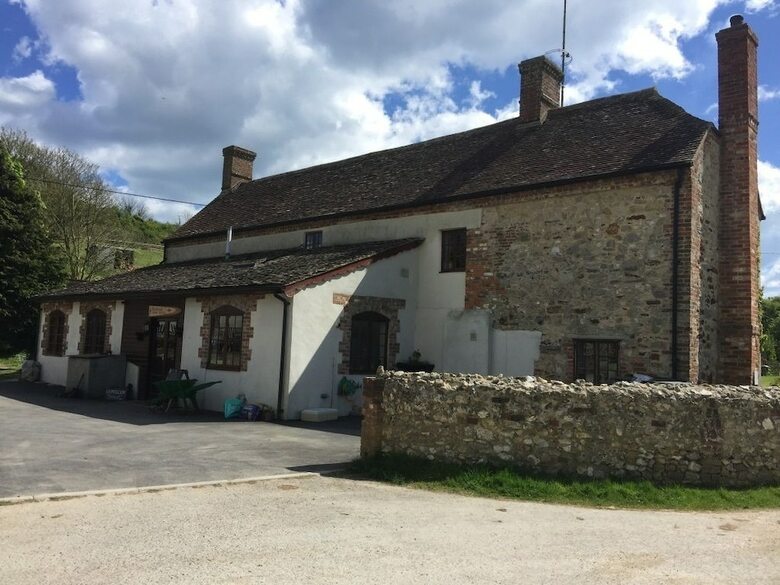 Bed & Breakfast Belhuish Farmhouse