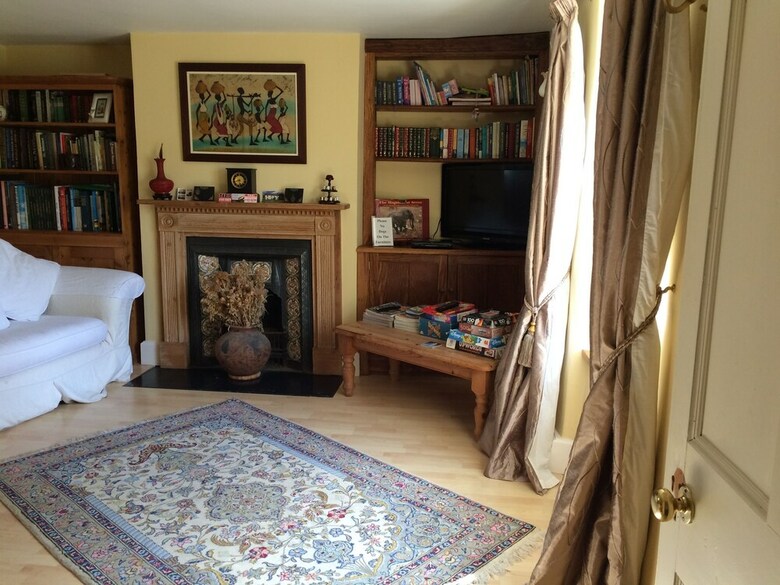 Bed & Breakfast Belhuish Farmhouse