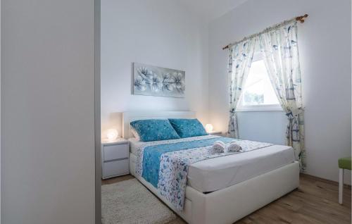 Two-bedroom Apartment In Vir