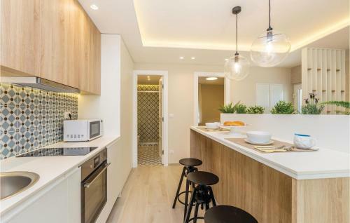 Five-bedroom Holiday Home In Polje