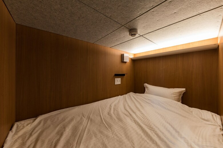 Cabana Frontier Inn Kashiwa Tanaka - Caters To Men