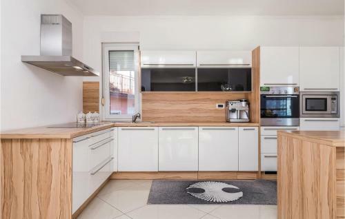 Two-bedroom Apartment In Rijeka