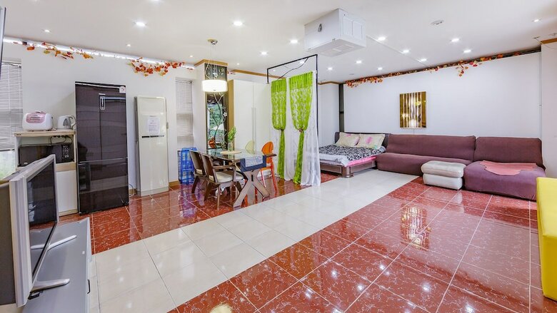 Hill House Pension Gapyeong