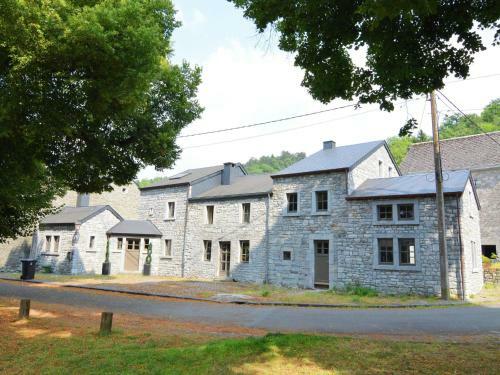 Holiday Home Au Bord De L Eau Hamoir