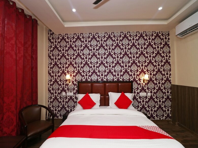 Hotel Oyo 44370 Vaikunth Resort