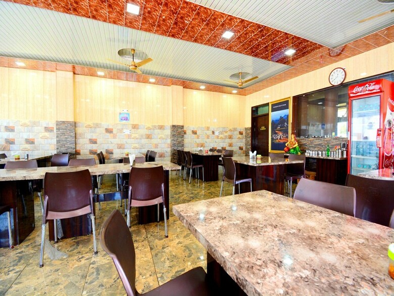 Hotel Oyo 37902 Kaler Regency
