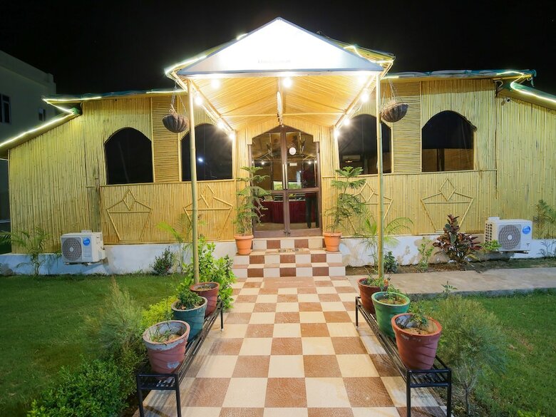 Oyo 47577 Hotel Goldenland