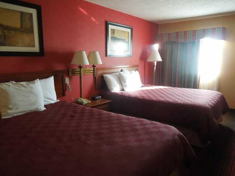 Hotel Ramada By Wyndham East Orange
