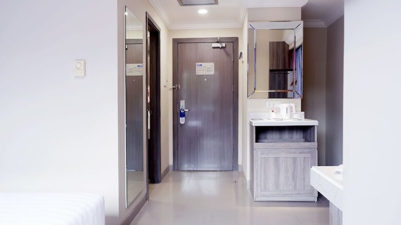 Quest Hotel Cikarang By Aston