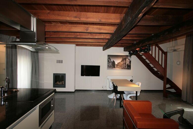 Amosa Li�ge City Centre Apart Regence 10