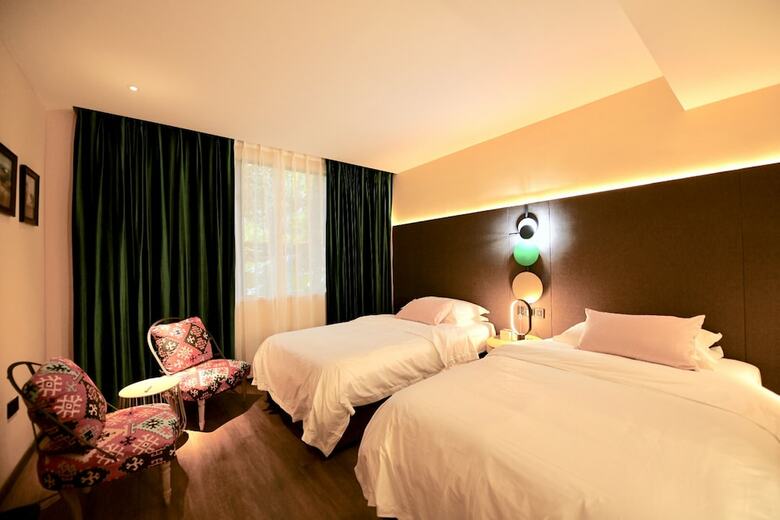 Ya'an Juyuan Color Hotel