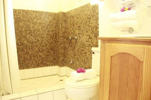 Hotel Gem Holiday Beach Resort