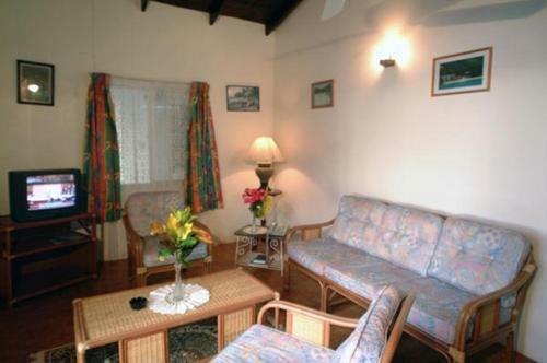 Hotel Gem Holiday Beach Resort