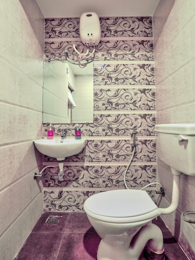 Hotel Oyo 31027 Manvaar