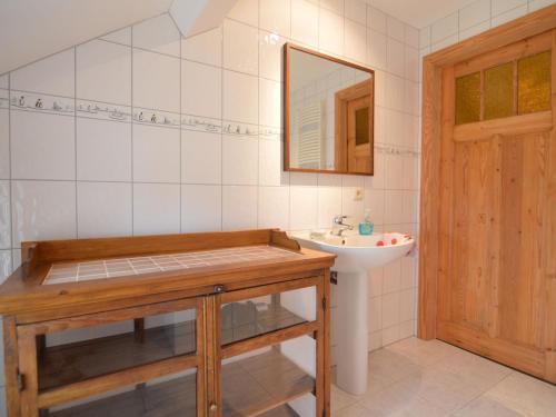 Au Pied Du Grand Ch�ne