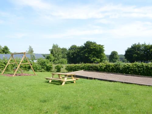 Au Pied Du Grand Ch�ne