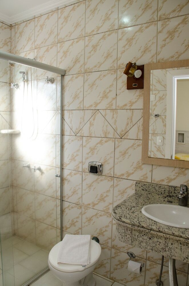 Dona Ad�lia Hotel E Restaurante