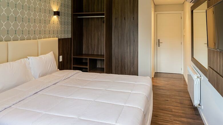 Colina Lagos Hotel